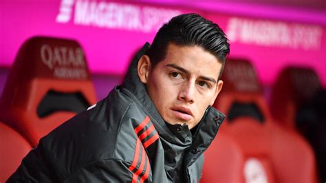 James rodríguez bermain dominan dengan kaki left. Bundesliga » News » James schließt offenbar Wechsel nach ...