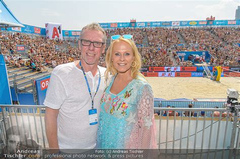 Beachvolleyball spielen in wien punkt, satz und sieg! Beachvolleyball - Donauinsel Wien - So 05.08.2018