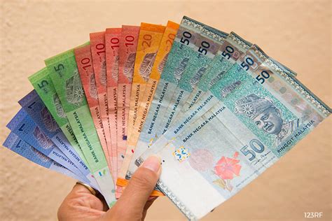 Malaysia's international reserves have dropped again, a slide that's beginning to worry some economists and investors as the ringgit continues to weaken. Ringgit dips as foreigners continue to sell stocks | The ...