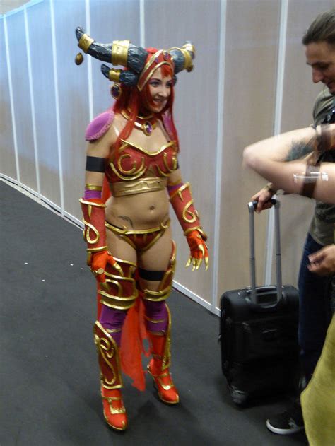Retour en photos sur le salon Geekopolis : cosplay ...