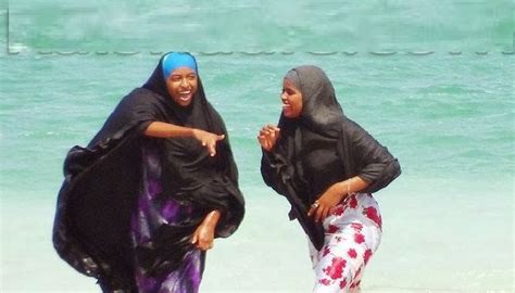 Download wasmo live ah iyo niiko qatar ah 2020. Gabdho Somali La Wasayo | CLOUDY GIRL PICS