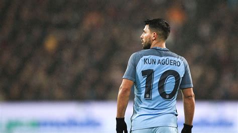 Sergio aguero could return for manchester city within a month. Sergio Agüero : Cityzen Kun