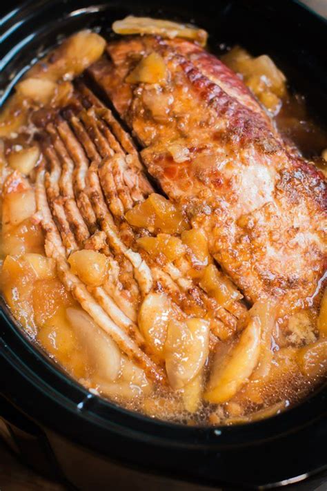 In this case, carve through to the center from any point on the if the spiral sliced ham will not be used immediately after cutting, store the ham in the freezer so as to maintain its quality. Cooking A 3 Lb. Boneless Spiral Ham In The Crockpot / Crock Pot Honey Glazed Spiral Ham - Do It ...