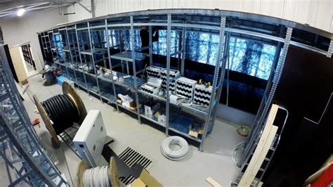 And since it's nearly impossible to make a profit mining bitcoin as an individual, ethereum, via a gpu mining rig that can pivot to other altcoins when needed, was the next best way to become a. Bitcoin Mining Rig Iceland | How To Earn Bitcoin 1 Btc