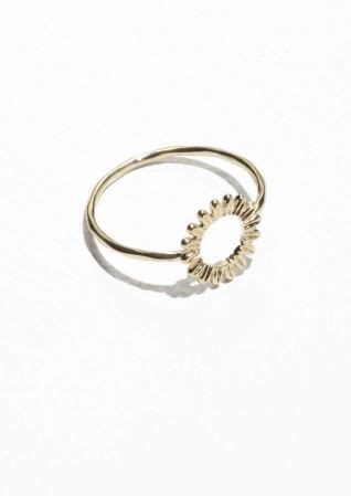 Silver jewels models with gemstones especially are often also worn for spiritual reasons, and a wide range of stones such as topaz, sapphire, amethyst and rubies are available. Pin by Jess Pitts on Jewels | Vintage gold engagement rings, Sunflower ring, Silver jewelry rings