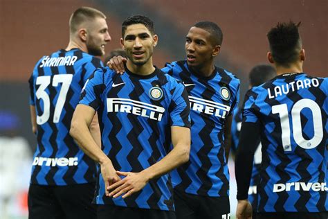 Enjoy the match between spezia and inter milan, taking place at italy on april 22nd, 2021, 12:00 am. Inter Milan Vs Spezia : Verona Vs Inter Milan How To Watch ...