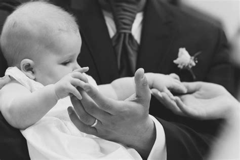 Pensare a delle frasi auguri matrimonio originali e non banali è sempre un dilemma. Sposarsi dopo la nascita di un figlio - Scatti Speciali