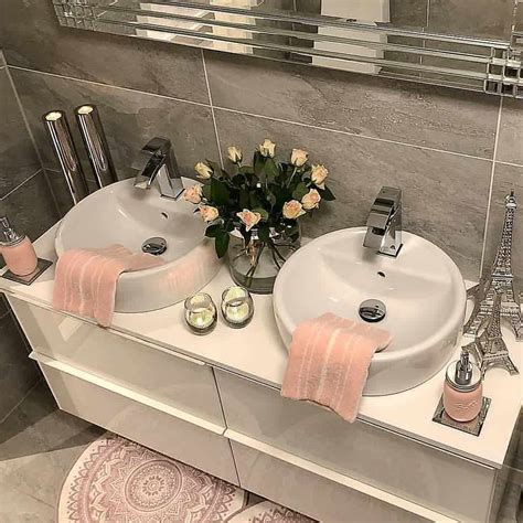 When deciding upon the paint colors for bathrooms while remodeling, it is important to first determine your personal style. Baños 2021; Tendencias, Fotos e Ideas Originales De Baño ...