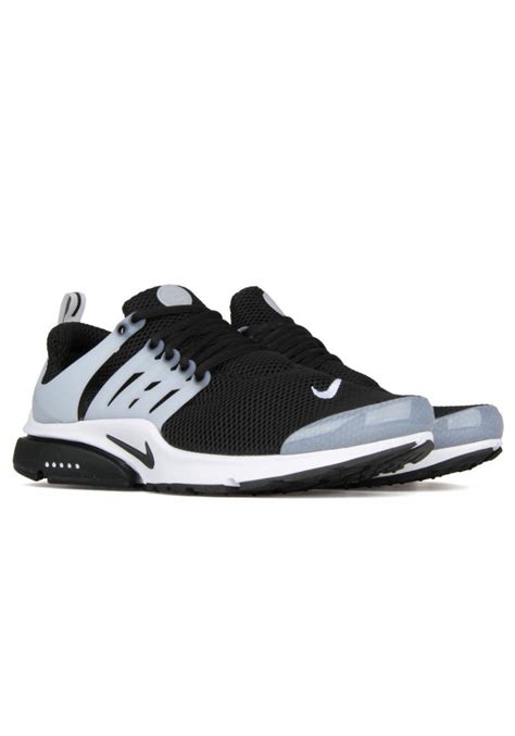 .offres basket basse nike homme réparties dans 3 catégories telles que basket homme, equipement de basket et basket femme. Baskets Homme Nike / Air Presto / 848132-010 / Black/White ...