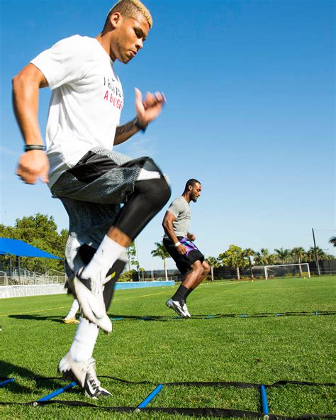 He is the football safety for the kansas city chiefs of the national football league (nfl). Tyrann Mathieu - Still Posing - ESPN