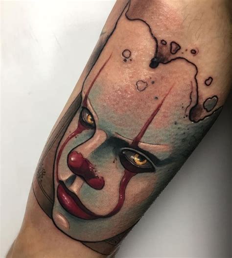 Literary tattoos from bookworms worldwide is a celebration of and tribute to the vibrant and vital babel that is literary culture today.. These Stephen King Tattoos Will Make Any Horror Buff Itchy ...