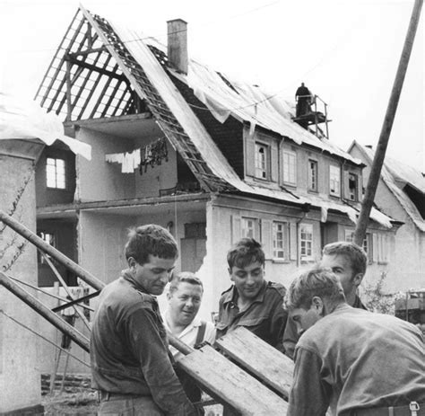 Tornados, die schnellsten wirbelstürme der erde, geben der forschung noch immer rätsel auf. Tornado verwüstet die Stadt: Die Katastrophe von Pforzheim ...