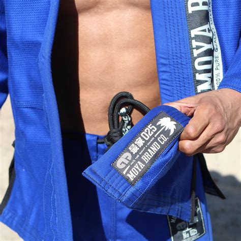 Some bjj gi brands will shrink a little just from a standard cool wash and air dry. Moya Brand Boulevard BJJ Gi - Moya Brand - Brands