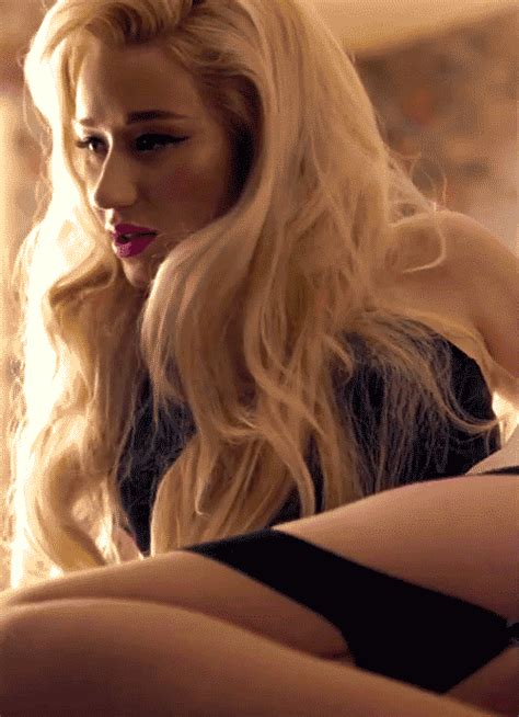 You can get great styles by using ombre with curly straight and wavy models. amethyst amelia kelly perfect woman gif | WiffleGif