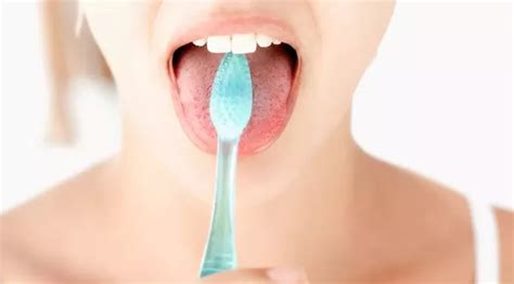 Place your tongue scraper or brush onto the tongue, being sure to cleaning your tongue will reduce the bacteria on it, as well as preventing and improving bad breath. How to keep my teeth clean - Quora