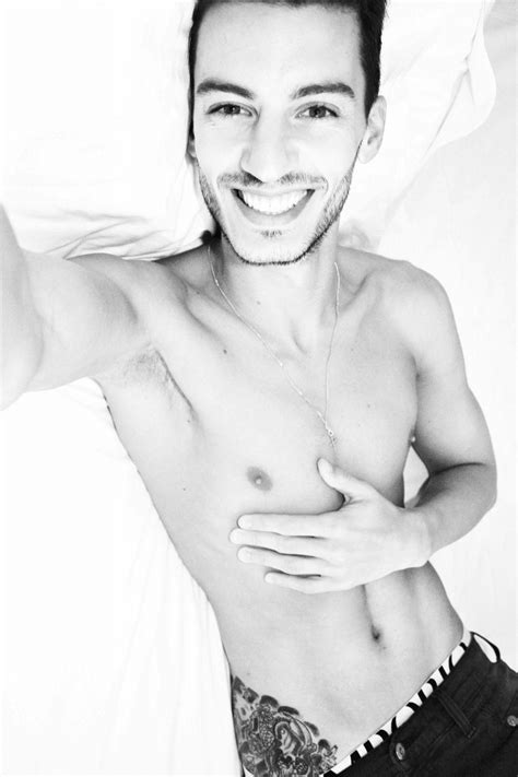 He was born on sunday, february 8, 1987. THERAPA by CHARLY: ENTREVISTA A RÚBEN RUA