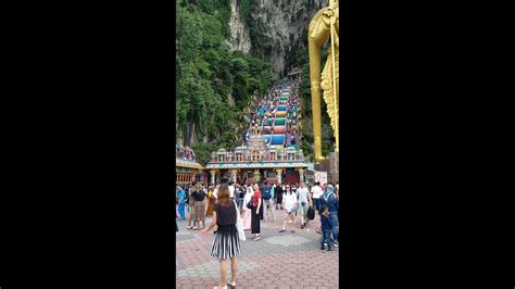 The air travel (bird fly) shortest distance between melaka and batu pahat is 84 km= 52 miles. Visit batu pahat(malaysia) - YouTube