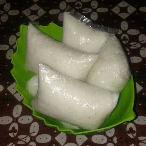 Mulai dari membungkus hingga merebus, yang lama. Cara Masak Lontong Di Plastik : Cara Bikin Lontong Di ...