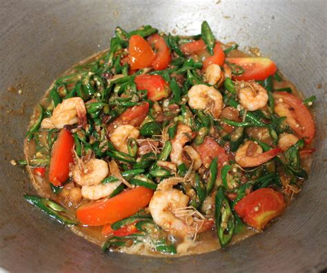 Sayur asem adalah campuran sayuran labu siam, buncis bisa ganti kacang panjang, jagung manis, biji melinjo dan daun melinjo yang diberikan asam jawa dan. Resep dan Cara Membuat Sayur Tauco Khas Medan | Seputar Dunia Kuliner