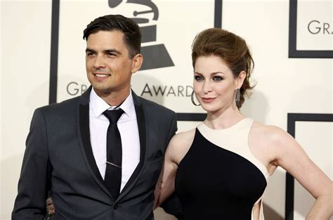 Is she married or dating a new boyfriend? Esme Bianco - 2014 Grammy Awards • CelebMafia