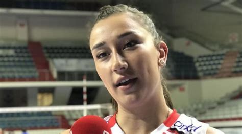 Eczacıbaşı dynavit @eczacibasisporkulubu turkish national team @tvforgtr ⚔️ ua athlete @underarmour. Hande Baladın: Olimpiyatlara gitmeyi çok istiyoruz - Milli ...