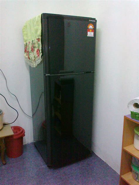 Organizing my fridge kemas peti ais cara saya. cerita si pingu: peti ais baru..=P