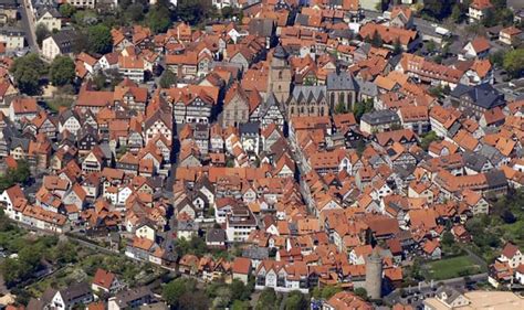 Finden sie angebote, prospekte und geschäfte aus ihrer umgebung auf kaufda.de. Alsfeld : 750 ans d'histoire, 400 maisons à colombages