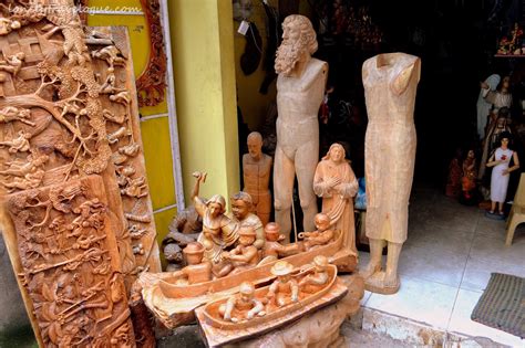 Chris pye's woodcarving course & reference manual: Lonely Travelogue: Quaint Town of Paete