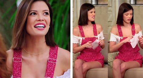 Novamente protagonista, a atriz ganhou o papel após isis valverde ser dispensada. Vitória Strada veste macaquinho de R$ 89,99 na novela