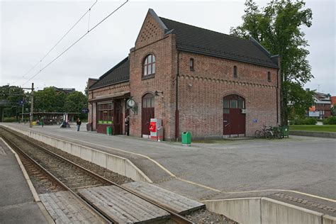 The area also has some industry such as a concrete factory that utilizes the sand and gravel resources in the area as well as a wood products manufacturer. Jessheim - Wikiwand