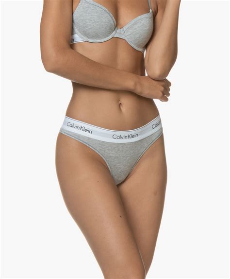 Calvin klein underwear for women is iconic and is synonymous with classic design and unbeatable quality. Calvin Klein Modern Cotton String - Grijs Mêlee - f3786e ...