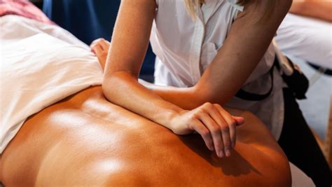 Your sports massage therapy salary will vary as a freelancer based on how much you charge, your business and marketing nous as well as many other variables that influence how much you will earn. Massage Therapy Career Options | NWHSU