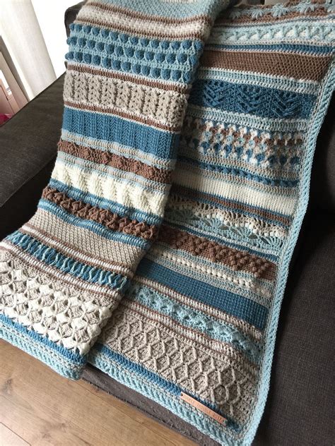 This crossed double crochet afghan is yet another gorgeous addition to the crossed double crochet collection. KarinvdB's Double Trouble: home colors edition | Crochet ...