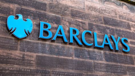 Barclays plc has a 4 week average price of 167.98p and a 12 week average price of 167.98p. Dobta a Barclays bank a Coinbase-t