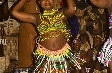 zulu south africa girl dancing stock shakaland alamy