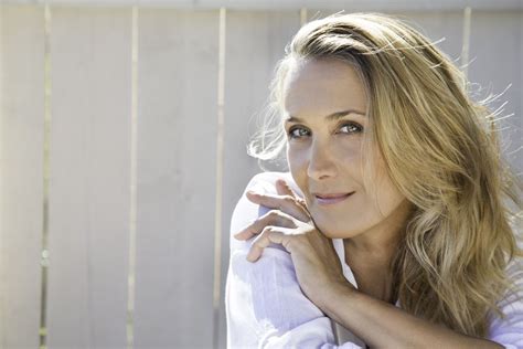 Voir plus d'idées sur le thème femme 50 ans, femme, mode. Femme 50 Ans Nue / 5 choses à faire avant d'avoir 50 ans ...