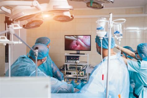 Du willst deine schamlippen operieren? SCHAMLIPPENVERKLEINERUNG - Dr. Kish