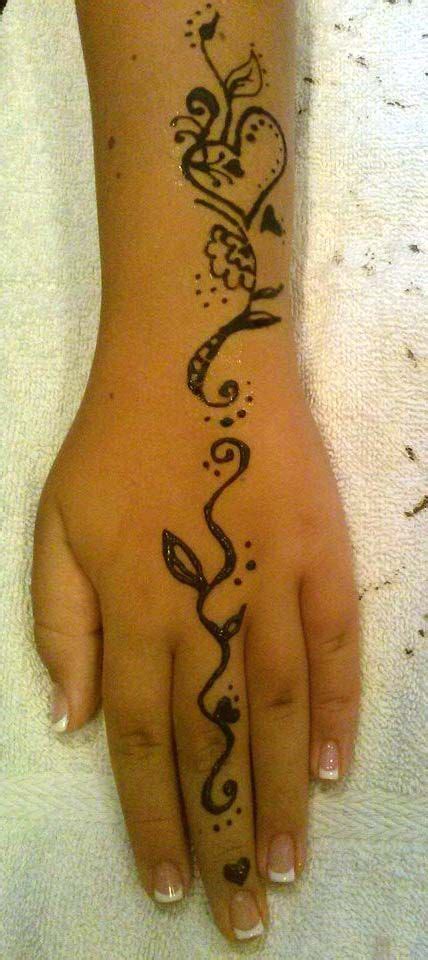 The striking designs lend an exotic flavor to your event. Henna by Artemis at Space Coast Henna | Tribal tattoos ...