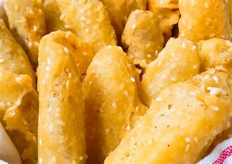 Bahan baluran yang diberi serpihan kelapa kering membuat rasa pisang goreng ini 4 pisang matang atau pisang tanduk. Resep Pisang Goreng Enak : Resep Pisang Goreng Pontianak ...