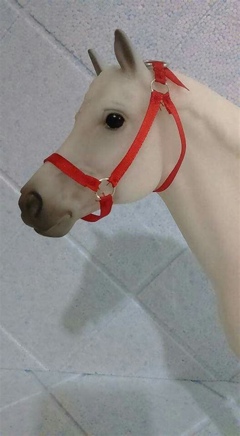 «to vstavani stalo za to. Halter for breyer horse Traditional