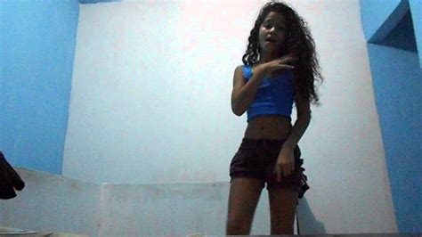 Duration any long __ medium short __. Raysa dança Anitta - YouTube