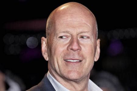 »bruce hat mit stirb langsam vor fünfundzwanzig jahren standards geschaffen. Bruce Willis: 'Stirb langsam 6' in Berlin? - die-frau.ch