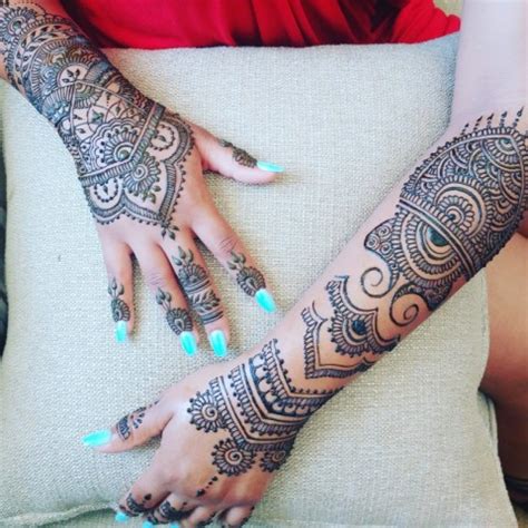 Starting to paint with henna can be like trying for the first time painting on a blank canvas. Hire KG Henna And Body Art - Henna Tattoo Artist in ...