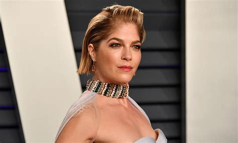 Selma blair, who stars in netflix's another life, recently made a big life change. Selma Blair makes emotional red carpet appearance at the ...