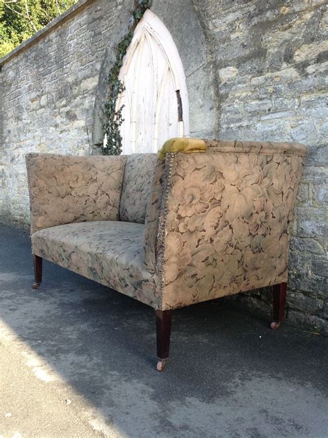 Since our inception, country house furniture's philosophy of doing business has been to provide our customers with. 19th Century Antique Country House Sofa with Mahogany Legs ...