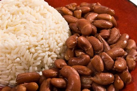 Store any leftover beans (cooked dried or canned) in an airtight container in the fridge with a little liquid to keep them from drying out. Casserole Recipe with Rice and Pinto Beans and Beef