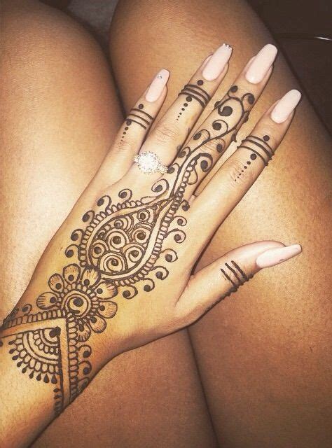 Items needed for your henna tattoo stencil transfer. 31 Unique Henna Tattoos For Women - POP TATTOO