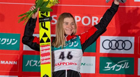 Marita kramer musste sich am donnerstag im springen auf der normalschanze trotz halbzeitführung mit platz vier begnügen. Stunning win for teenager Kramer at FIS Ski Jumping World Cup in Sapporo