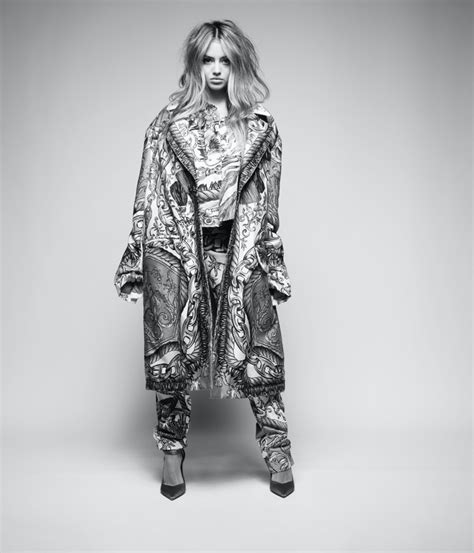 Sidorkina,1,vittoria caretti,1,vittoria ceretti,5,vittoria puccini,1,vivian lamolli,1,vivica a. Leni Klum Hunger Magazine Rank Photoshoot | Fashion Gone Rogue