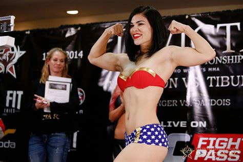 Lisa is a twitch streamer and youtube vlogger. UFC's Rachael Ostovich sustains major injuries after ...